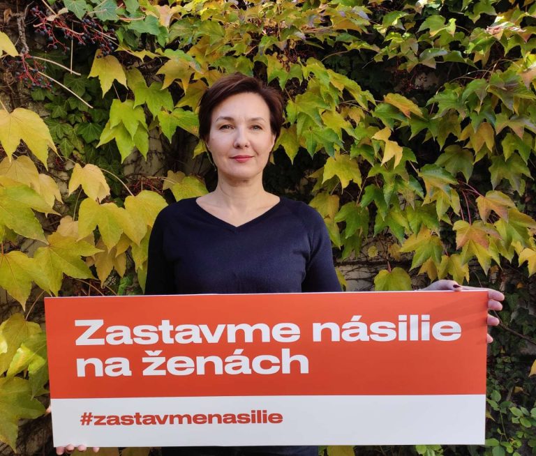 Medzi nami: Na Slovensku je nízke povedomie o domácom násilí
