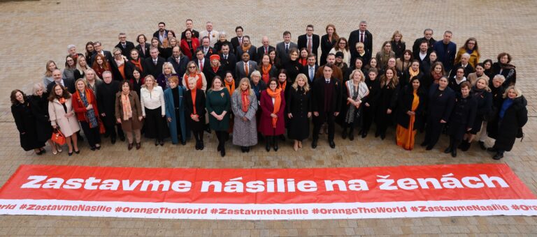 Diplomatické misie na Slovensku podporujú piaty ročník kampane ZASTAVME NÁSILE NA ŽENÁCH